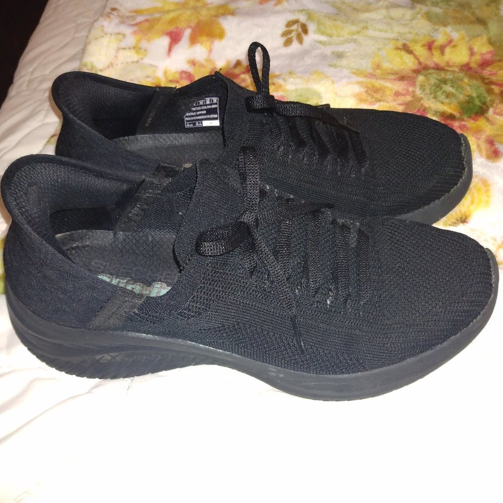 Sketchers slip ins